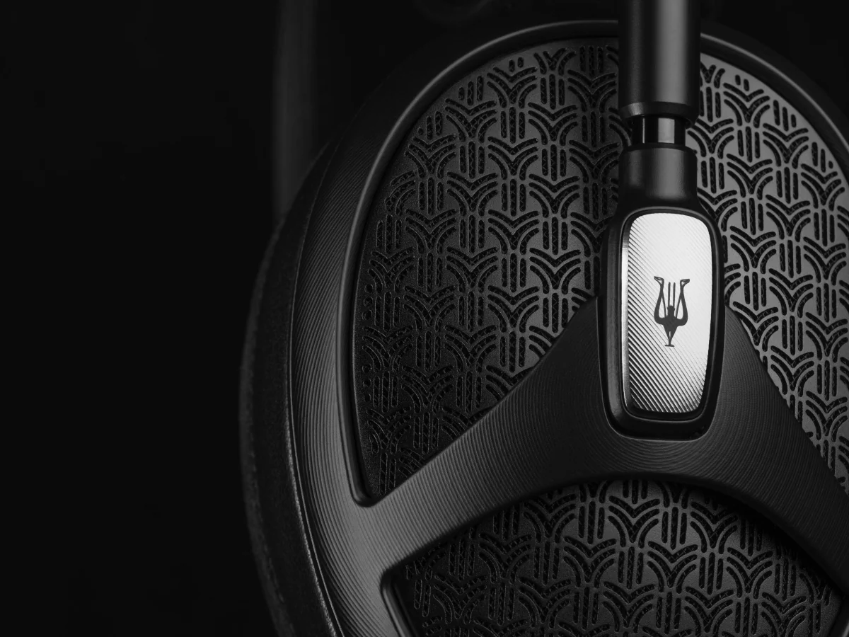 MEZE Empyrean II + Manta Noir - Image 9